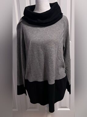 Raya Gray and Black Cozy Cowl Neck Women's Sweater